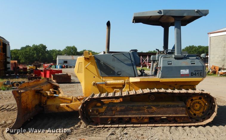 image for item DE4012 2001 Komatsu D41E dozer