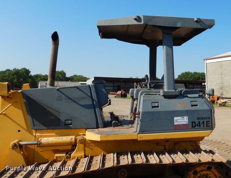 image for item DE4012 2001 Komatsu D41E dozer