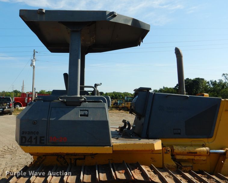 image for item DE4012 2001 Komatsu D41E dozer