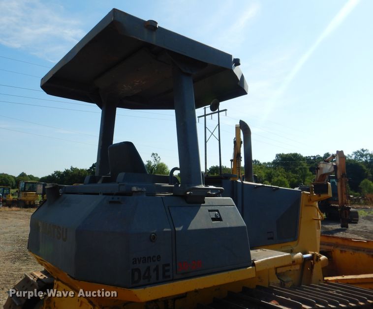 image for item DE4012 2001 Komatsu D41E dozer