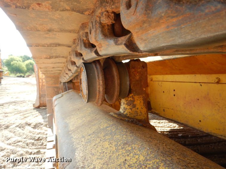 image for item DE4012 2001 Komatsu D41E dozer