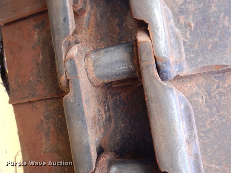 image for item DE4012 2001 Komatsu D41E dozer