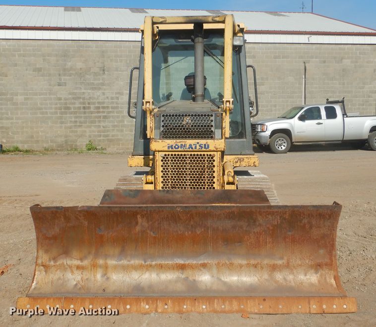 image for item DE4013 2006 Komatsu D37EX-21A dozer