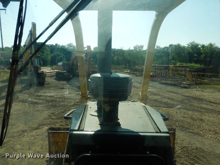 image for item DE4013 2006 Komatsu D37EX-21A dozer