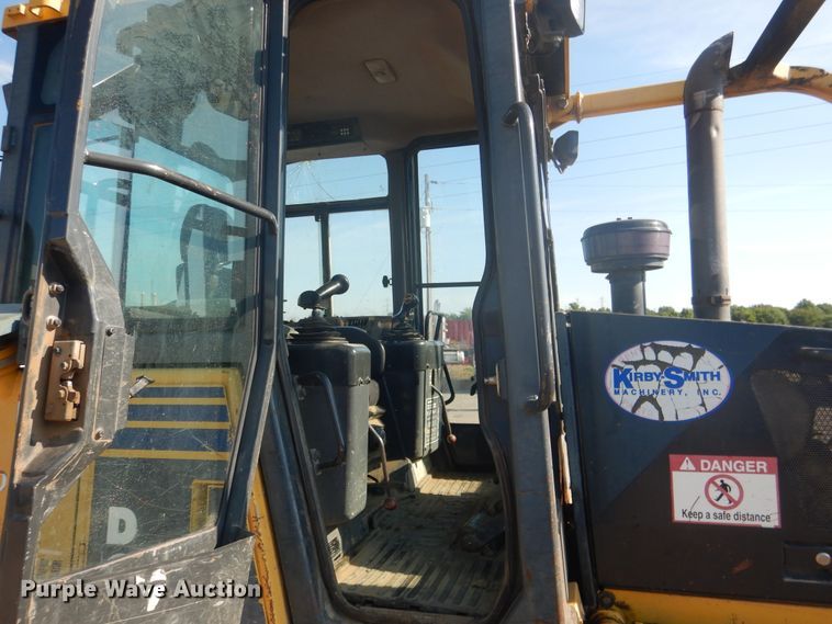 image for item DE4013 2006 Komatsu D37EX-21A dozer