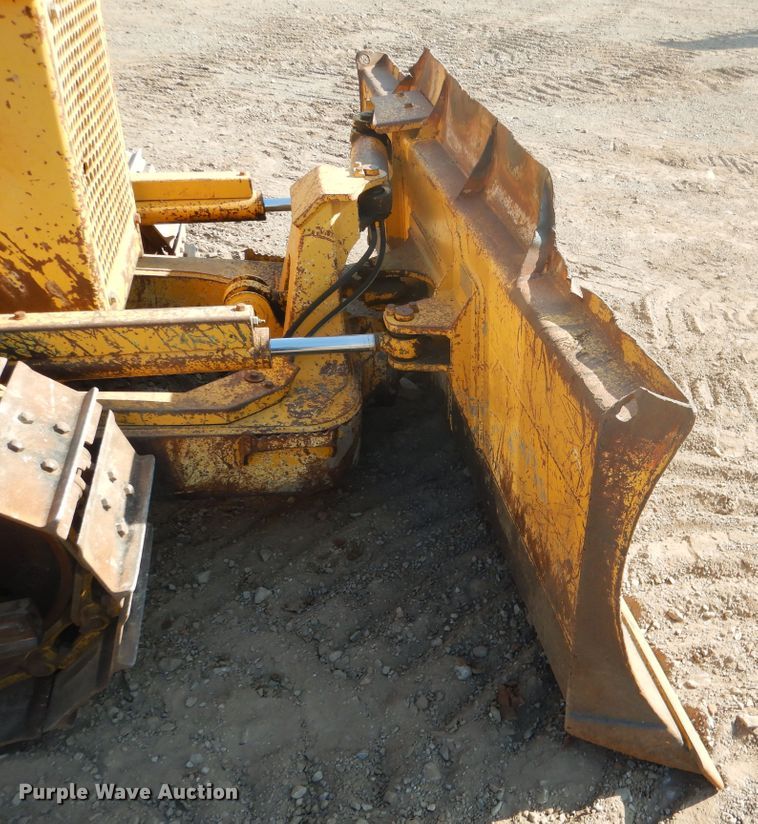 image for item DE4013 2006 Komatsu D37EX-21A dozer