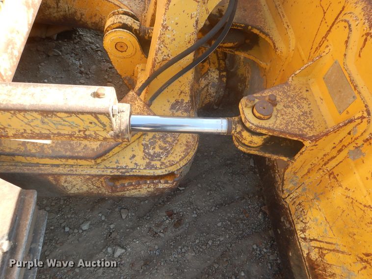 image for item DE4013 2006 Komatsu D37EX-21A dozer