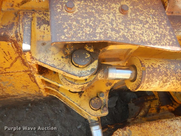 image for item DE4013 2006 Komatsu D37EX-21A dozer