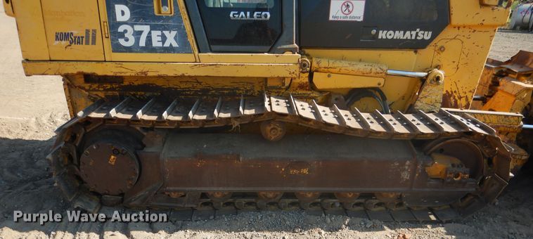 image for item DE4013 2006 Komatsu D37EX-21A dozer