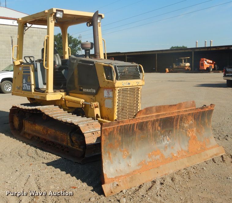 image for item DE4014 2005 Komatsu D37EX-21 dozer