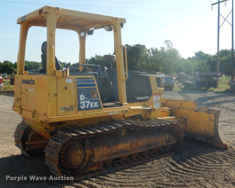 image for item DE4014 2005 Komatsu D37EX-21 dozer