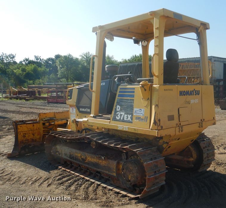 image for item DE4014 2005 Komatsu D37EX-21 dozer