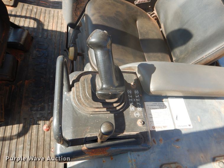 image for item DE4014 2005 Komatsu D37EX-21 dozer