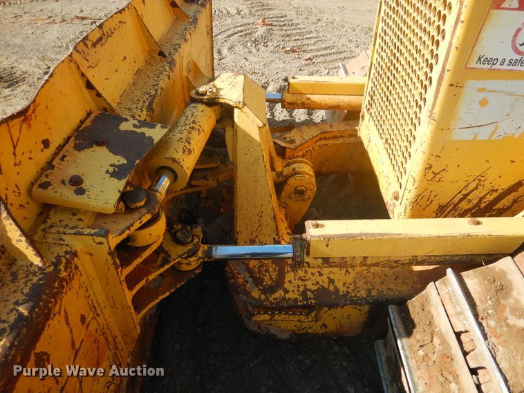 image for item DE4014 2005 Komatsu D37EX-21 dozer