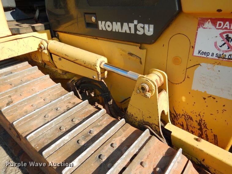 image for item DE4014 2005 Komatsu D37EX-21 dozer