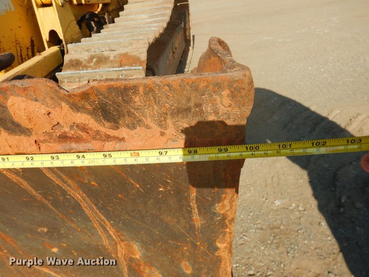 image for item DE4014 2005 Komatsu D37EX-21 dozer