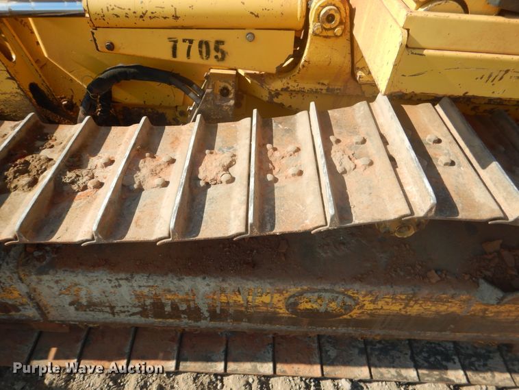 image for item DE4014 2005 Komatsu D37EX-21 dozer