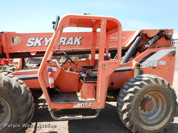image for item DE4015 2006 Sky Trak 10054 telehandler