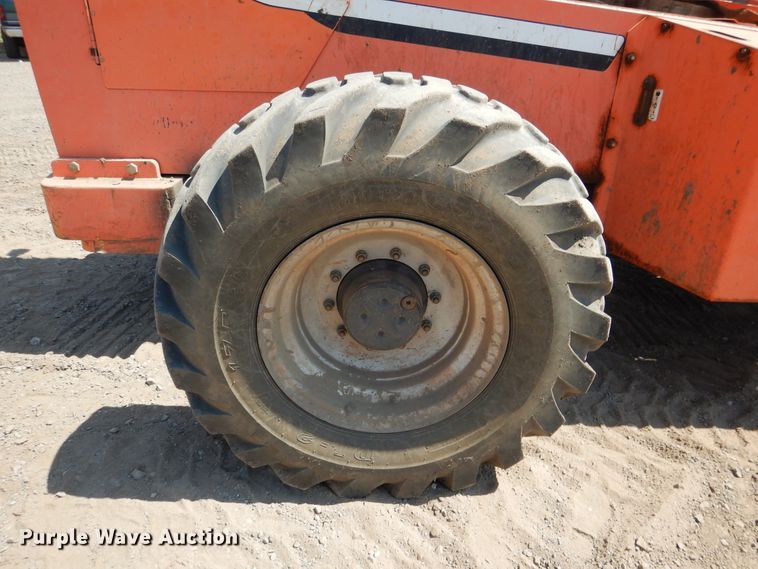 image for item DE4015 2006 Sky Trak 10054 telehandler