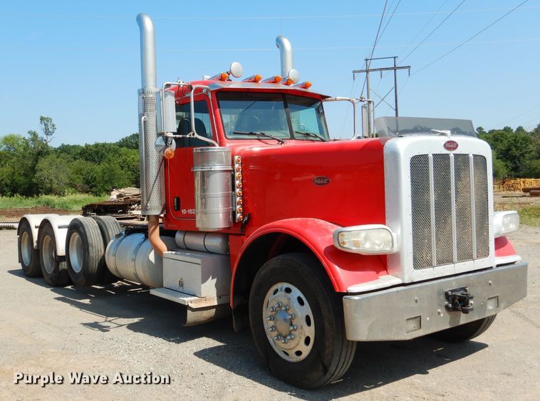 image for item DE4016 2008 Peterbilt 389 semi truck