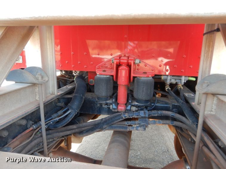 image for item DE4016 2008 Peterbilt 389 semi truck