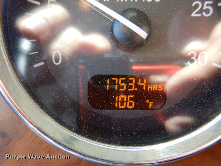 image for item DE4017 2007 Peterbilt 379 semi truck