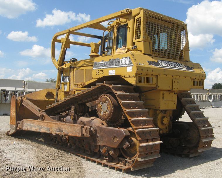 image for item DE5547 1995 Caterpillar D8N dozer