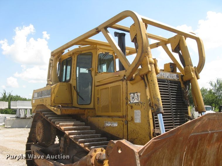 image for item DE5547 1995 Caterpillar D8N dozer