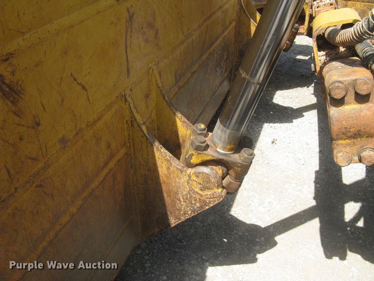 image for item DE5547 1995 Caterpillar D8N dozer