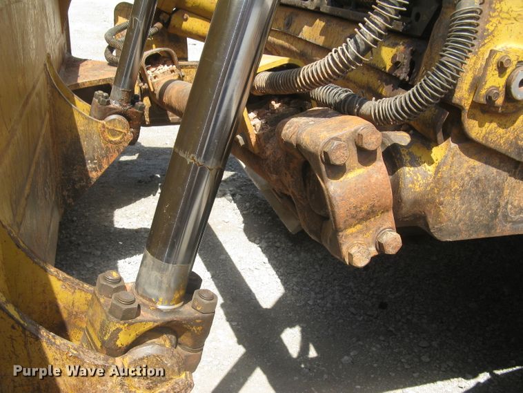 image for item DE5547 1995 Caterpillar D8N dozer