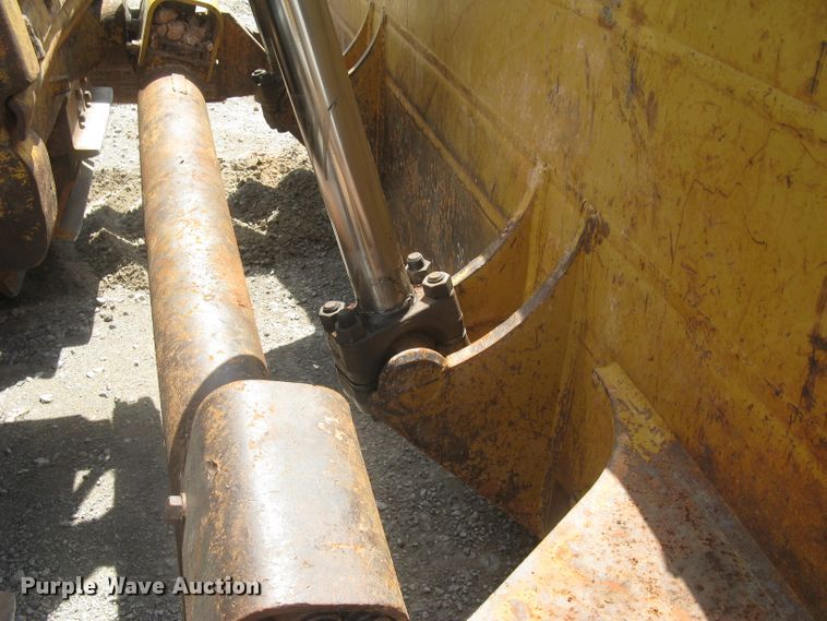 image for item DE5547 1995 Caterpillar D8N dozer