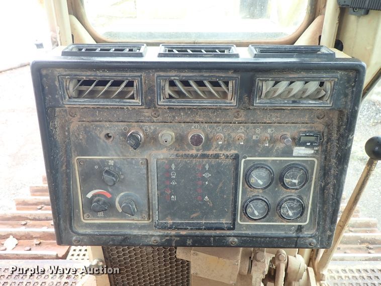 image for item DE5547 1995 Caterpillar D8N dozer