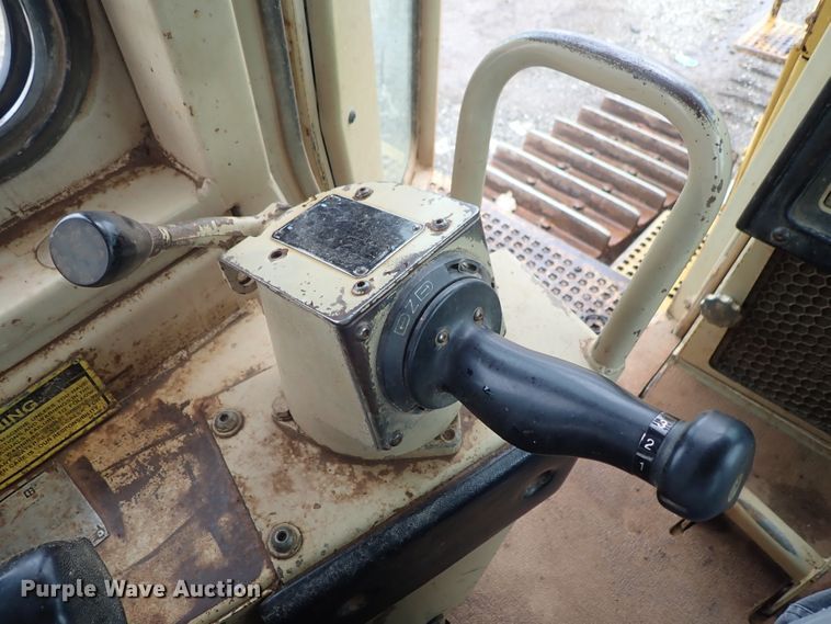 image for item DE5547 1995 Caterpillar D8N dozer