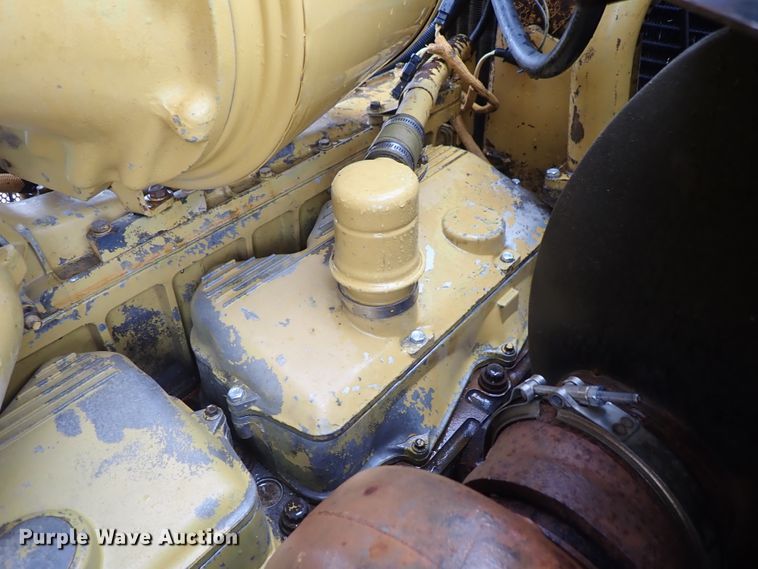 image for item DE5547 1995 Caterpillar D8N dozer