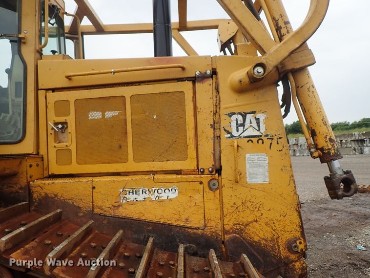 image for item DE5547 1995 Caterpillar D8N dozer