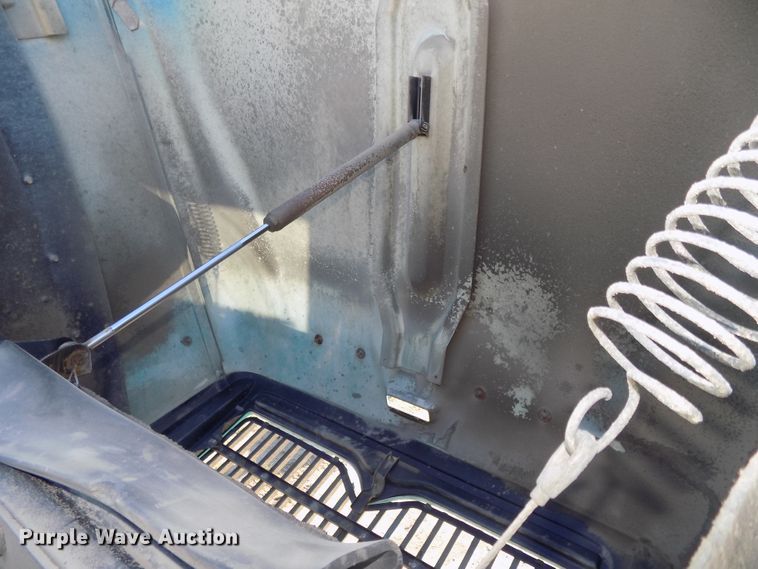 image for item DE7773 1999 International 9400 dump truck