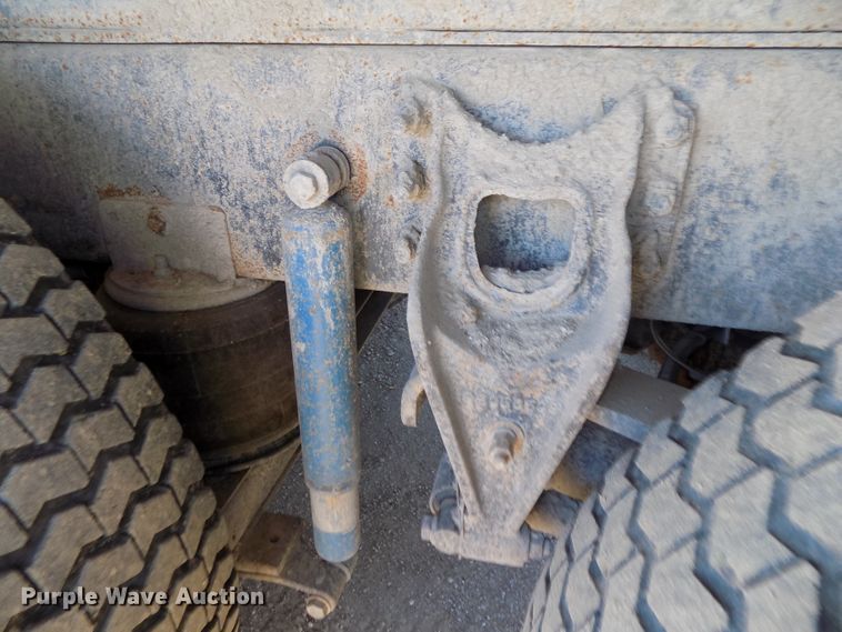 image for item DE7773 1999 International 9400 dump truck