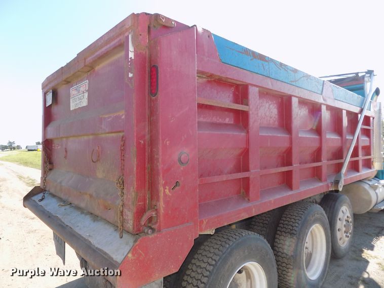 image for item DE7773 1999 International 9400 dump truck