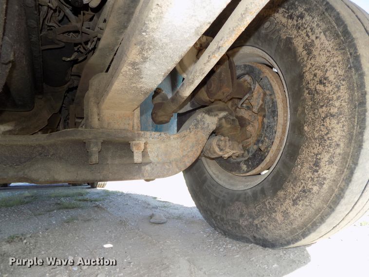 image for item DE7773 1999 International 9400 dump truck