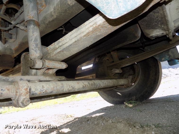 image for item DE7773 1999 International 9400 dump truck