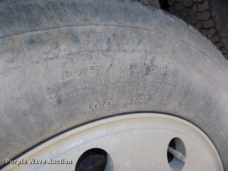 image for item DE7773 1999 International 9400 dump truck