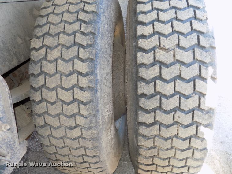 image for item DE7773 1999 International 9400 dump truck