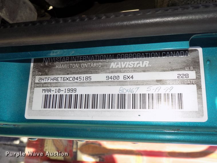 image for item DE7773 1999 International 9400 dump truck