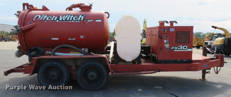 image for item DE8120 2007 Ditch Witch FX30 vacuum excavator