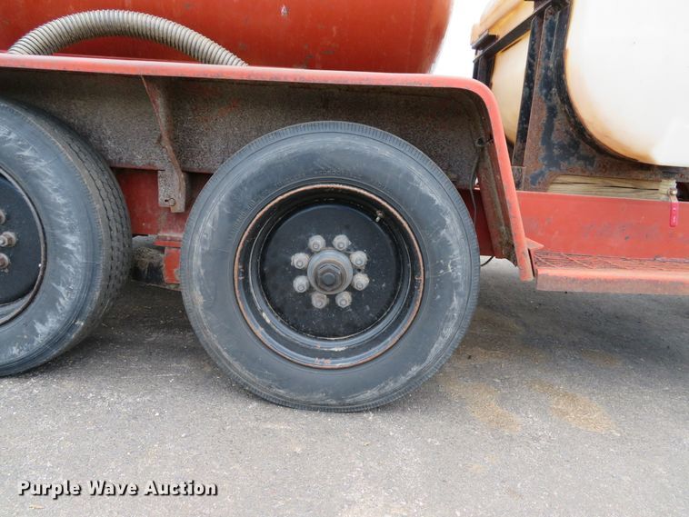 image for item DE8120 2007 Ditch Witch FX30 vacuum excavator