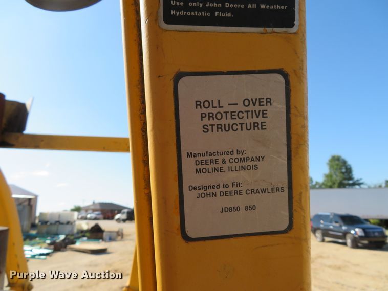 image for item DE8267 1979 John Deere 850 dozer