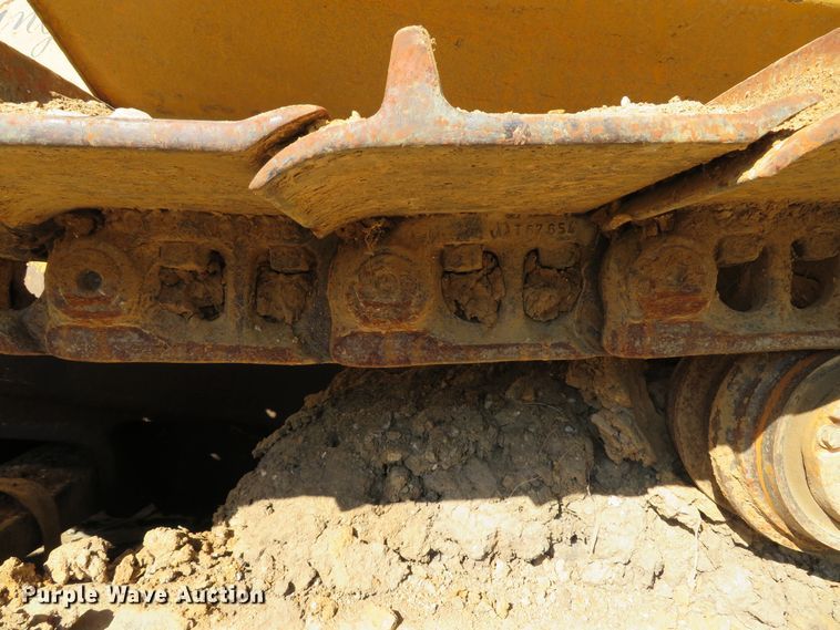 image for item DE8267 1979 John Deere 850 dozer