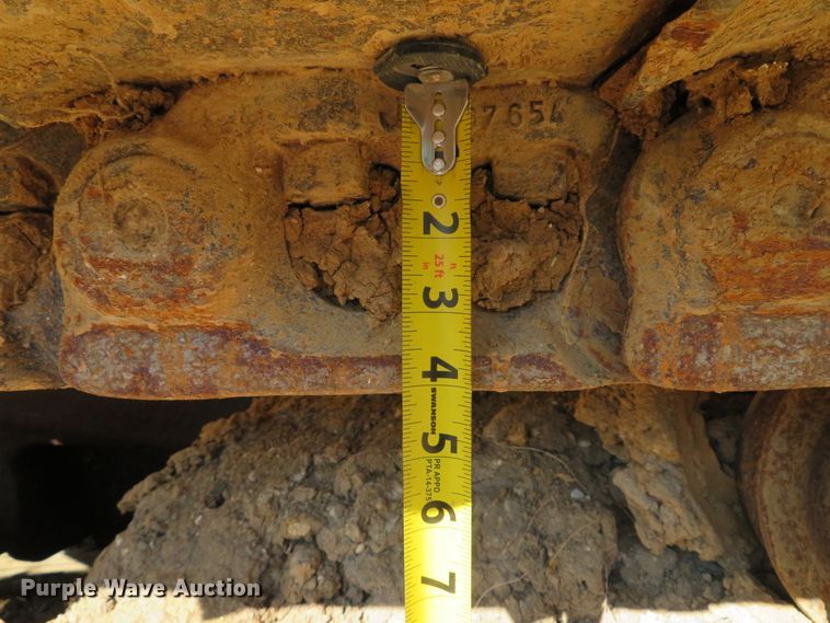 image for item DE8267 1979 John Deere 850 dozer