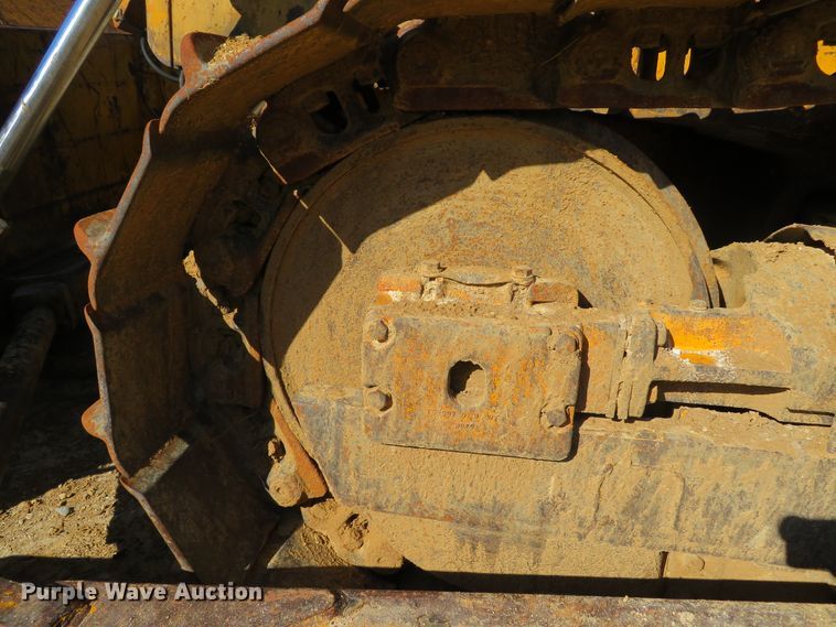 image for item DE8267 1979 John Deere 850 dozer