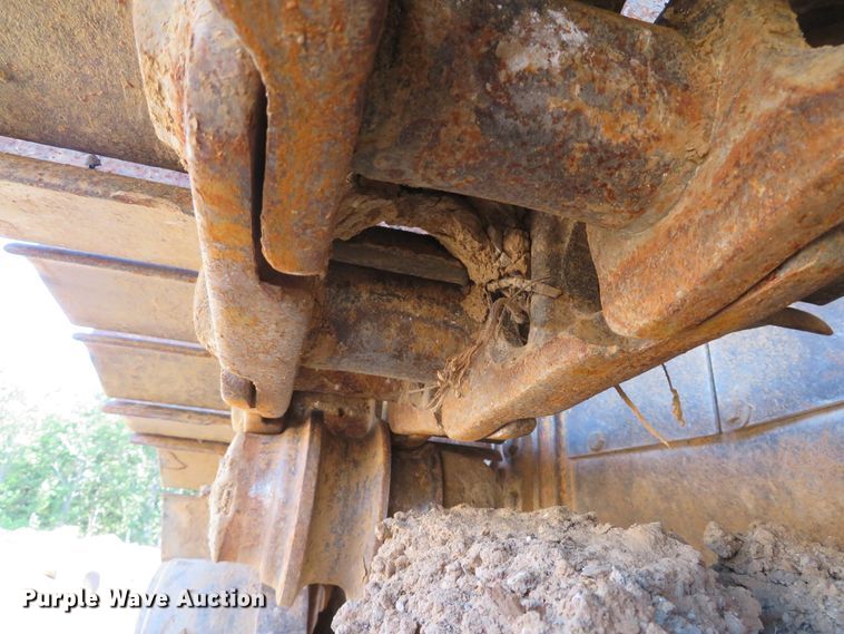 image for item DE8267 1979 John Deere 850 dozer